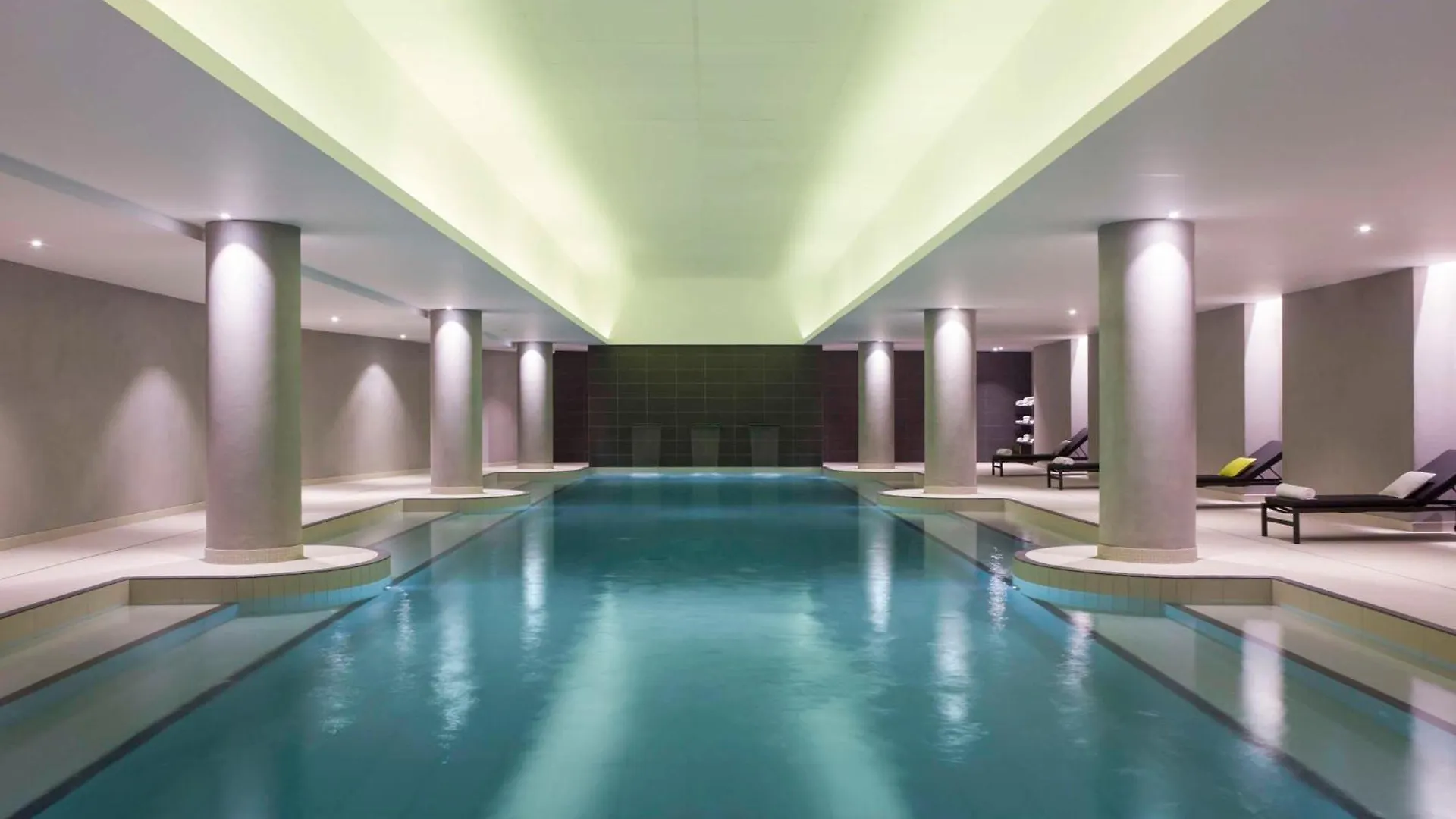 ****  Hotel Pullman Paris Roissy Cdg Airport Francie